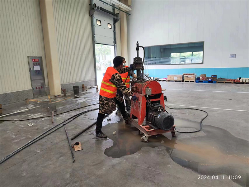 博厚镇厂房地面下沉塌陷注浆加固施工